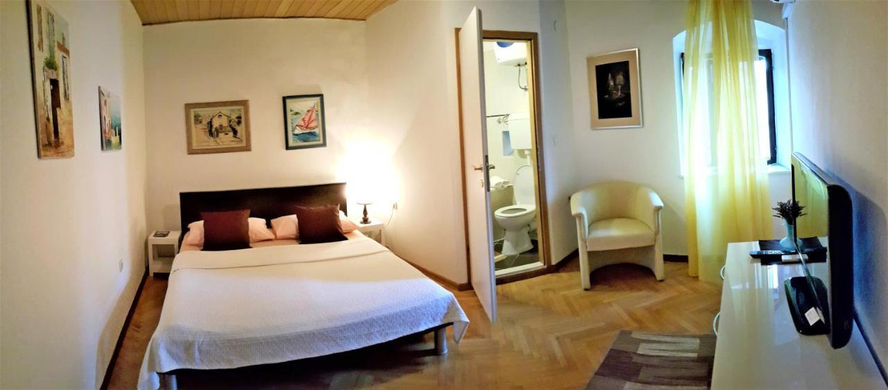 Bruno Split Centre Apartment And Room Dış mekan fotoğraf