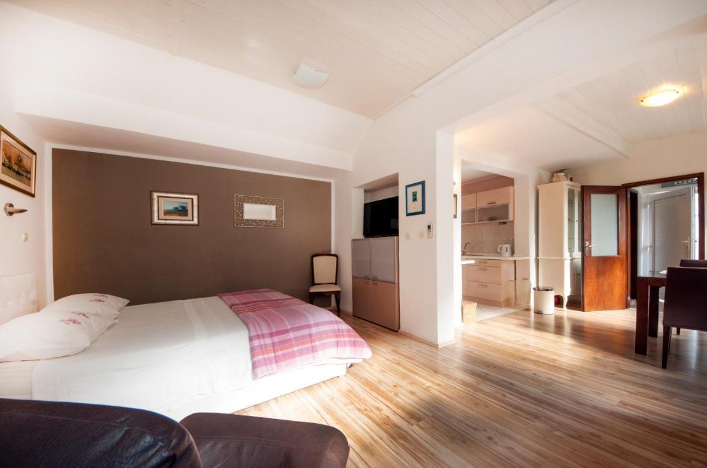 Bruno Split Centre Apartment And Room Dış mekan fotoğraf